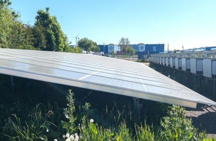 SCHOLLGLAS Sachsen deckt künftig Viertel des Bedarfs mit (Foto: SCHOLLGLAS Holding und Geschäftsführungsgesellschaft mbH)